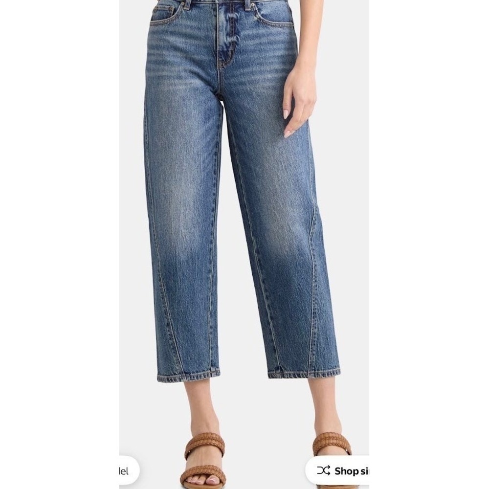 Time and Tru Womens High Rise Barrel Jeans Medium Wash Blue Denim Size 4 NWT